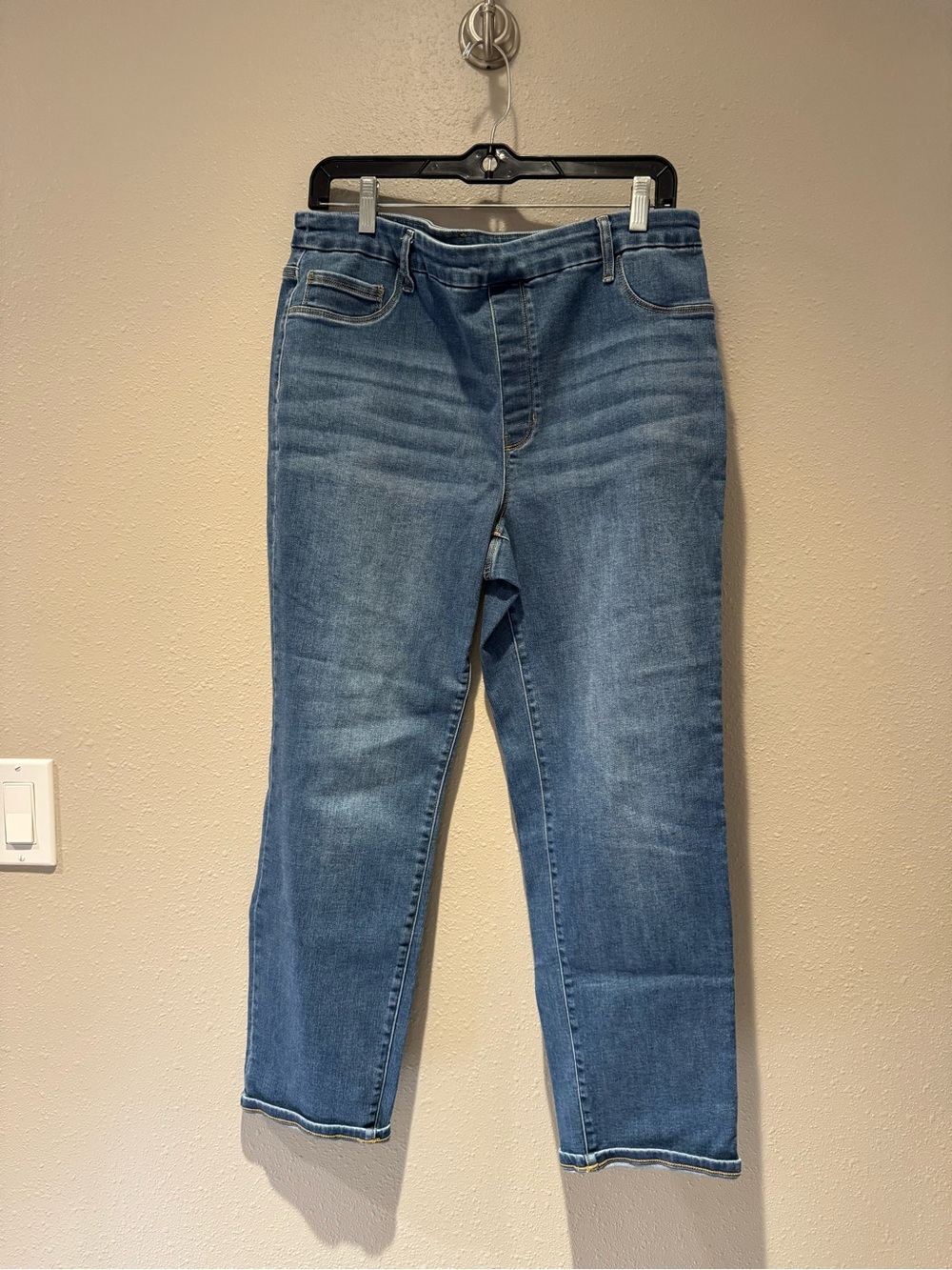 Women's Denim & Pants Lot of 5 - Jeans, Shorts & Leggings Size 12 - Picture 10 of 13